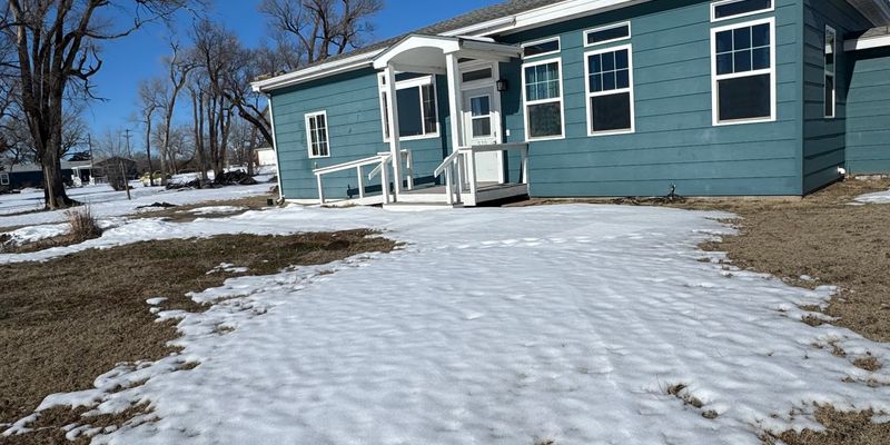 Sterling Apartment: 520 E Garfield Ave