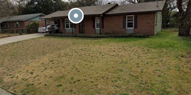 Warner Robins House: 211 Laurie Ln