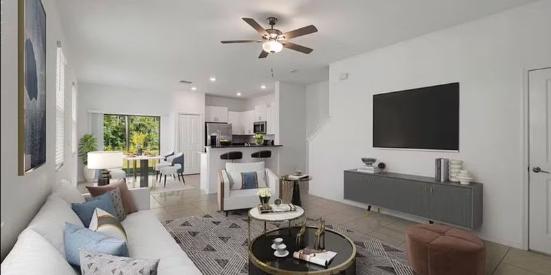 Holiday House: 5199 Forum Blvd