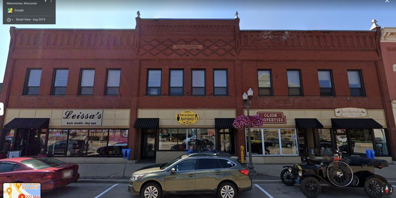 Menomonie Apartment: 224 Main St E