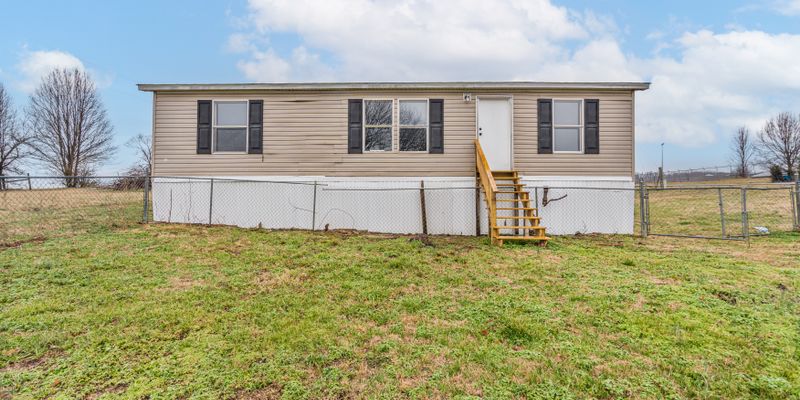 Scottsville House: 20 Conner-Hogan Ln