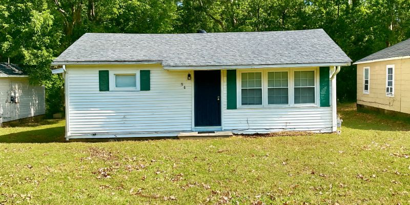 Jackson House: 54 Monroe Ave