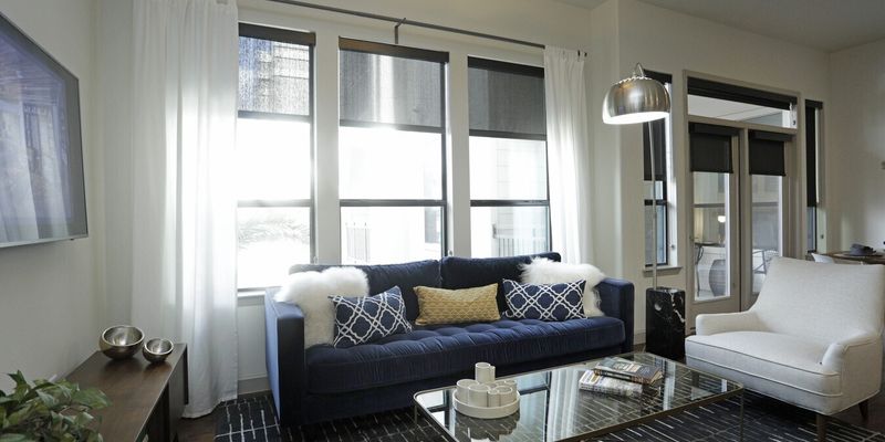 Bellaire Apartment: 4599 Bellaire Blvd