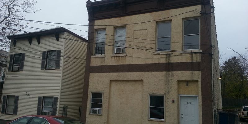 Perth Amboy Apartment: 730 Cortlandt St