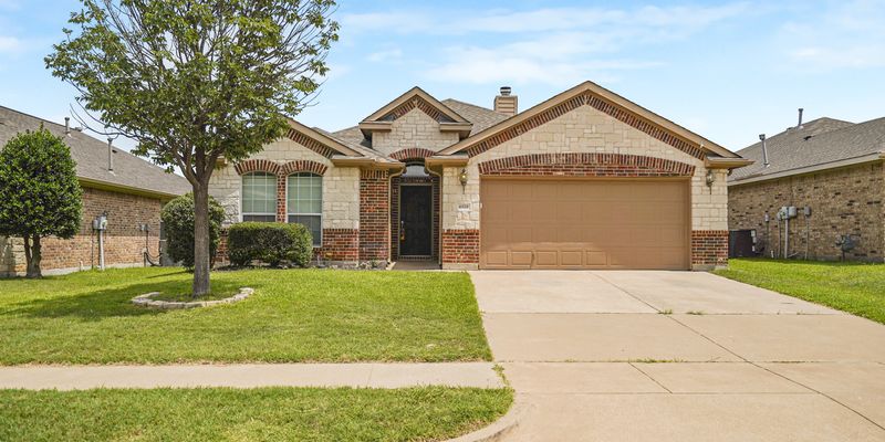 Fort Worth House: 6528 Sierra Madre Dr