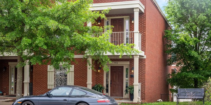 Clarksville Townhome: 416 Franklin St