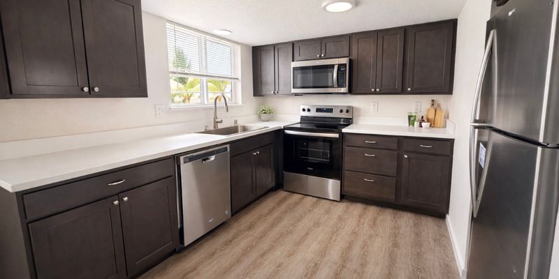 Tacoma Apartment: 4006 South Lawrence Street