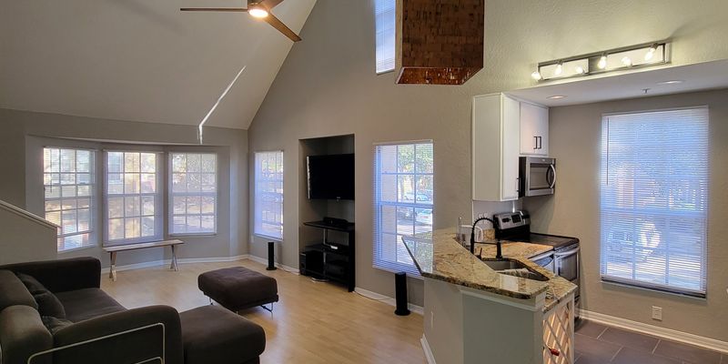 Orlando House: 6332 Raleigh St