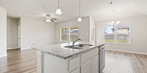 SA907599.jpg