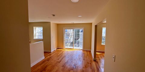 271-Schley-St-13-enhanced.jpg