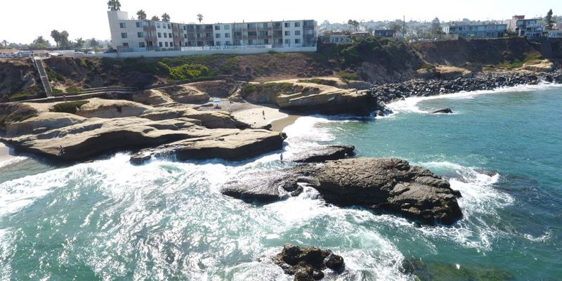 San Diego Condo: 5015 Santa Cruz Avenue