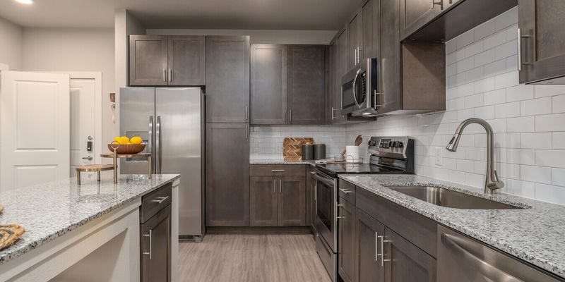 Richmond Apartment: 19000 Beechnut Rd