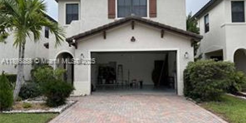Hialeah House: 3299 W 96th Pl # n/a