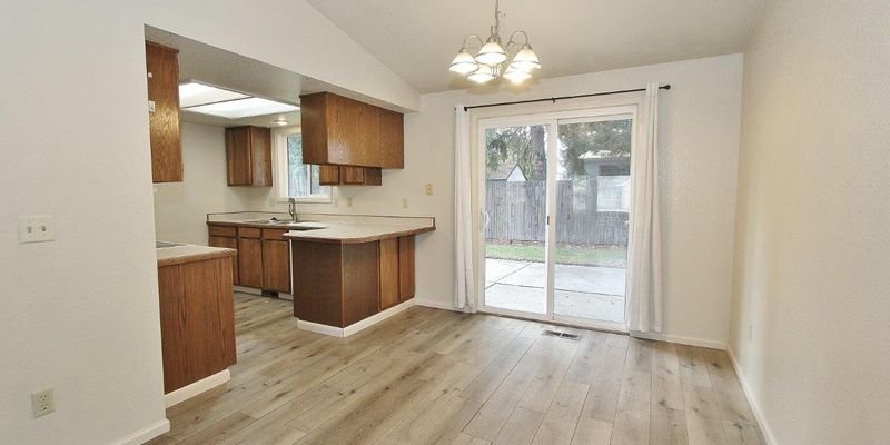 Boise House: 6883 W Parapet Ct