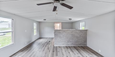 425 Eagle Way 2.0-3.jpg