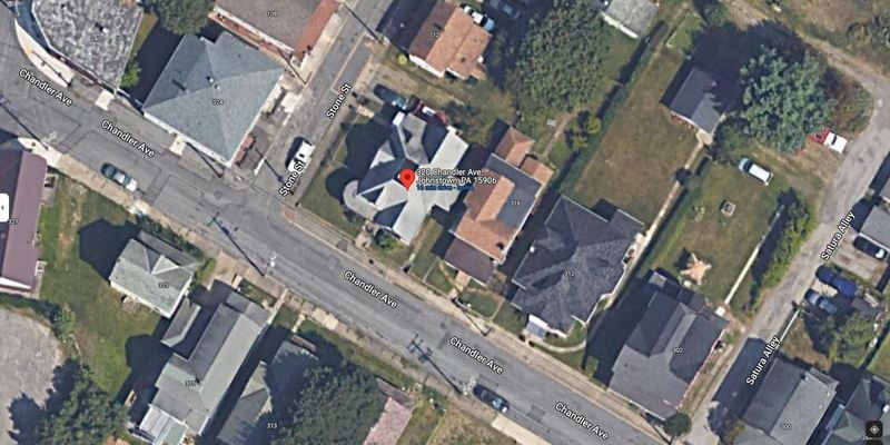 Johnstown House: 320 Chandler Ave