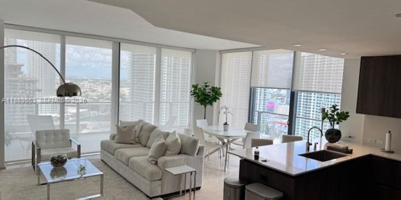 Miami Condo: 68 SE 6th St