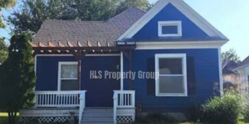 Sedalia House: 505 S Park Ave