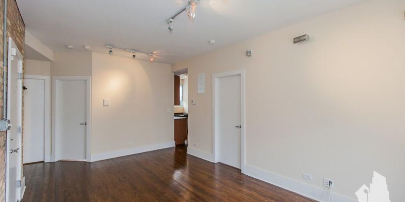 Chicago Apartment: 3455 N Wolcott Ave