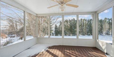 27-176 1245 Michelle CT.jpg