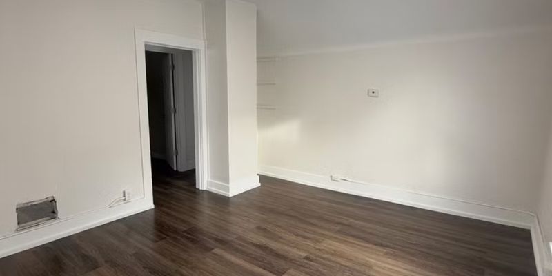 Mishawaka Apartment: 425 W Lawrence St