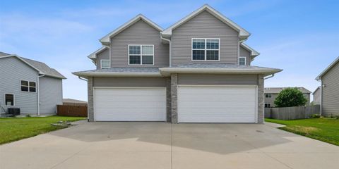 02-105 77 N Park Ridge.jpg