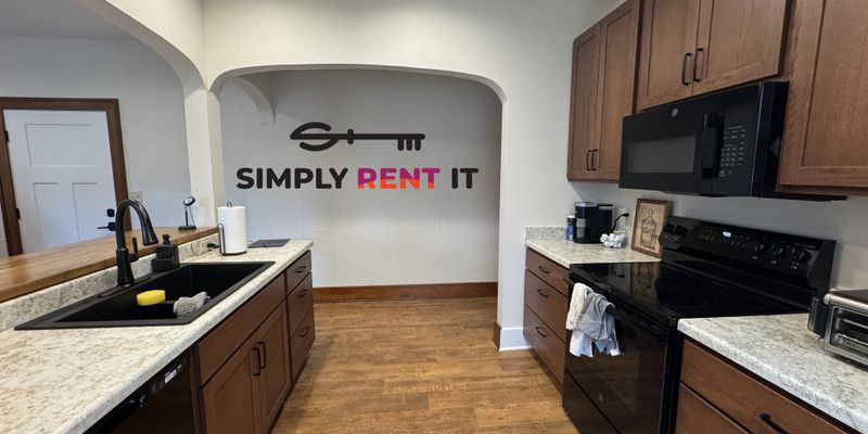 Ames House: 3226 West St