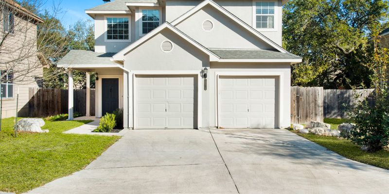 San Antonio House: 20514 Tree Meadow