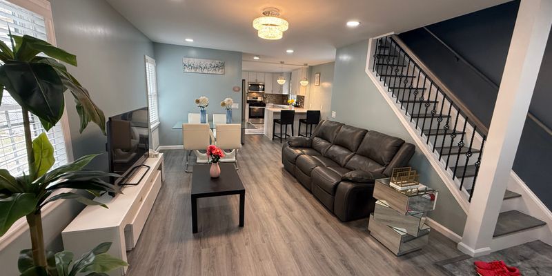 Princeton House: 39 Quarry St