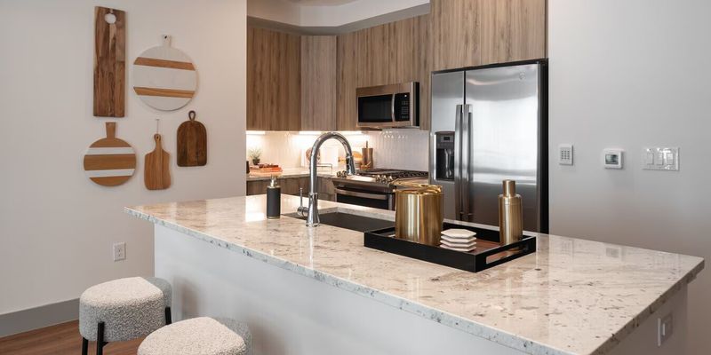 Houston Apartment: 5201 San Felipe St