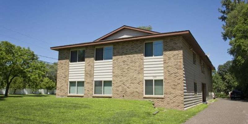 Saint Cloud Apartment: 1035 Division Street East