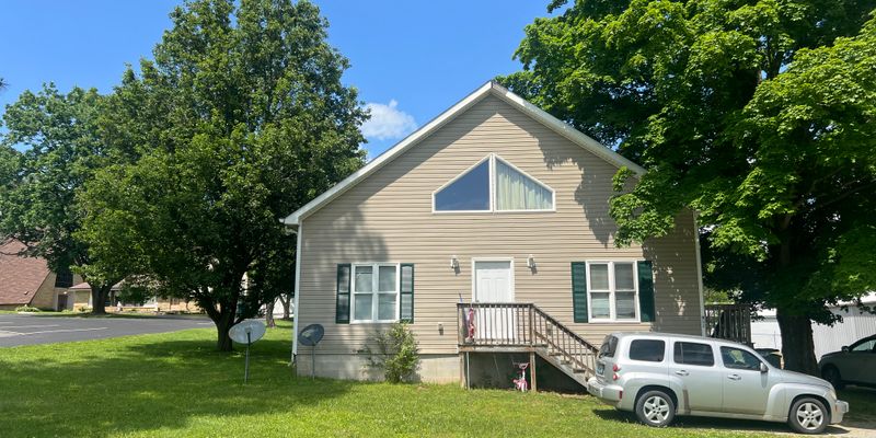 Morgantown Apartment: 452 Logansport Rd