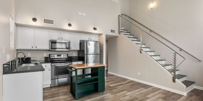 Phoenix Townhome: 1205 W Roosevelt St