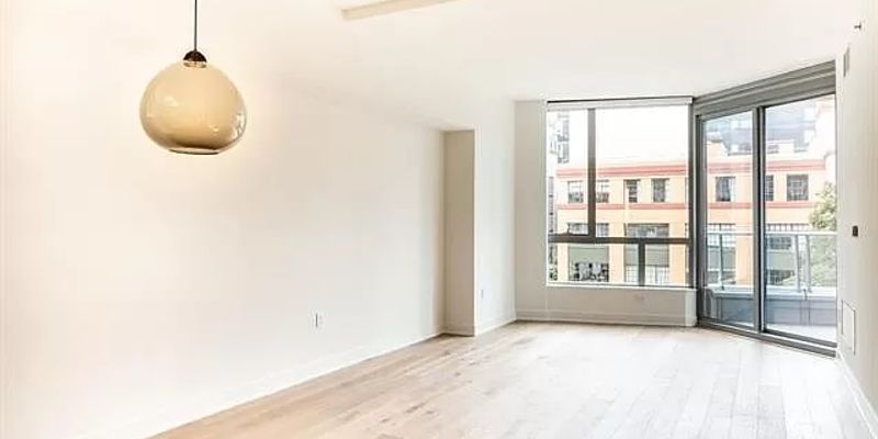 San Francisco Apartment: 333 Beale St