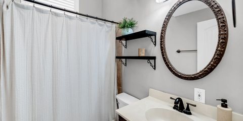 278 K Bathroom 1.jpg