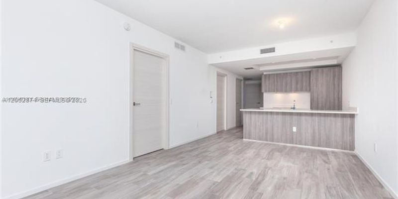 Miami Condo: 801 S Miami Ave