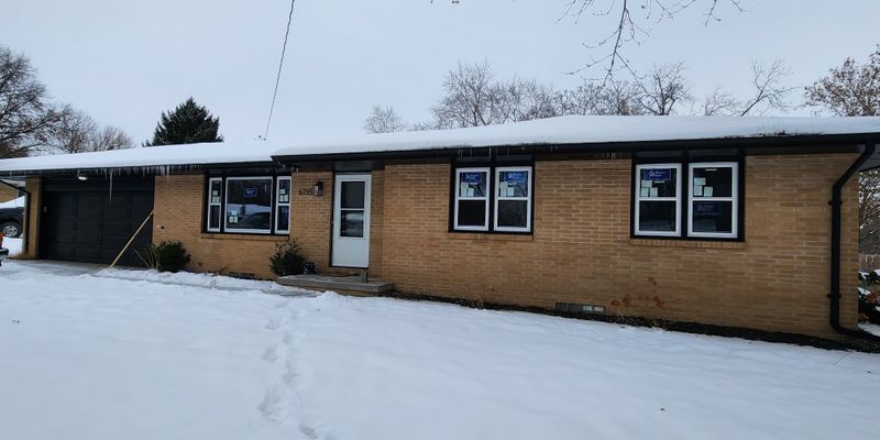 Des Moines House: 6735 NW 10th St