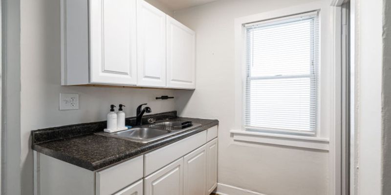 Milwaukee Multiplex: 1529 N Jefferson St