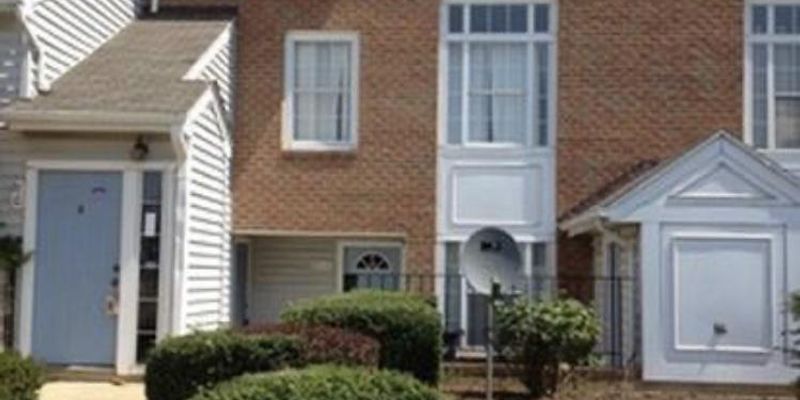 Fort Washington House: 8712 Grasmere Ct