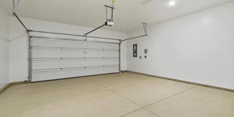 21-Garage.jpg