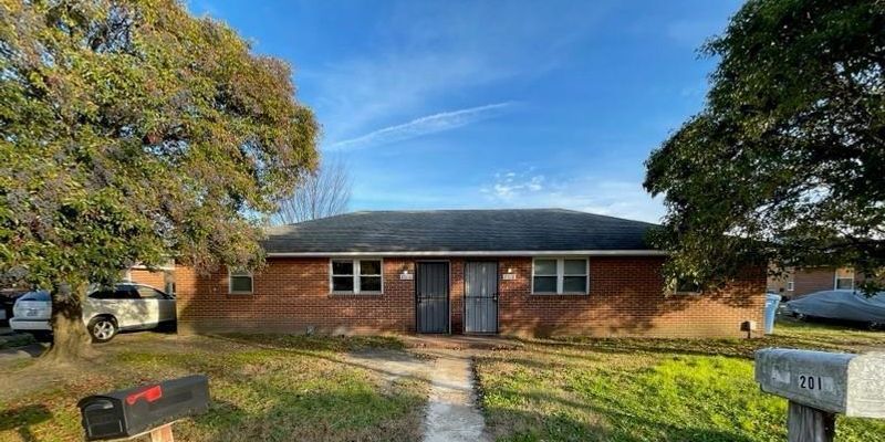 Chesapeake House: 2108 Pond  Lane