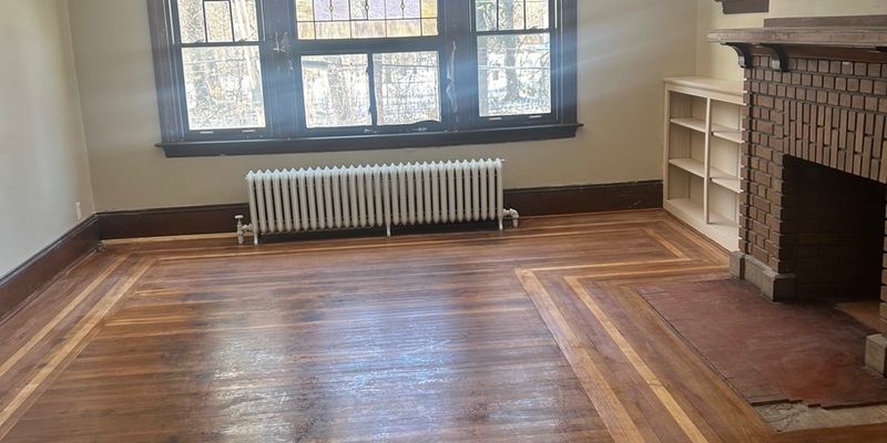 Hartford Apartment: 304 Edgewood St