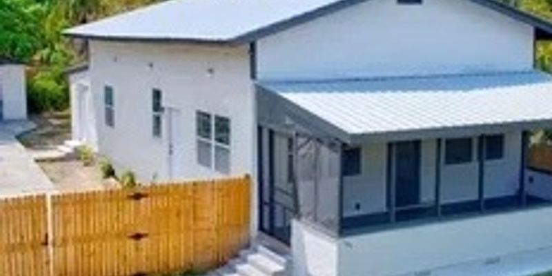 Sebring House: 1306 Osceola Ave