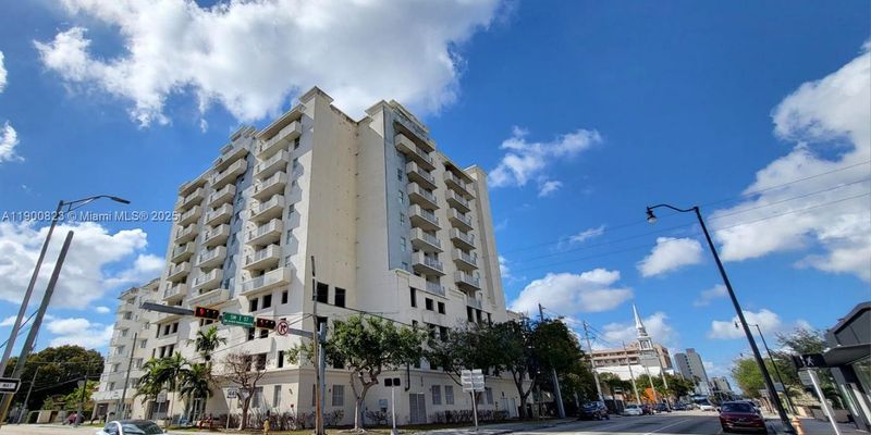 Miami Condo: 120 SW 8th Ave