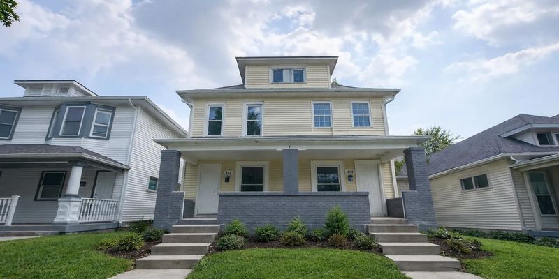 Indianapolis House: 613 Jefferson Ave