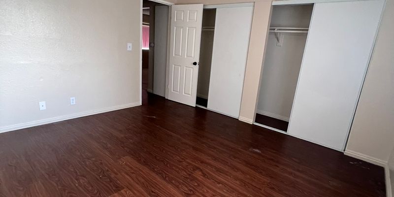Apple Valley Apartment: 21601 Powhatan Rd