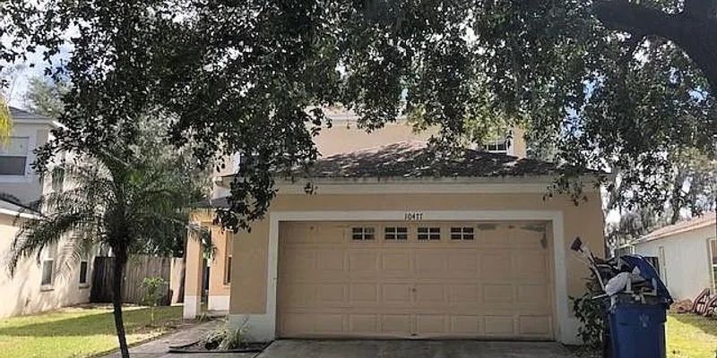 Tampa House: 10477 Blackmore Dr