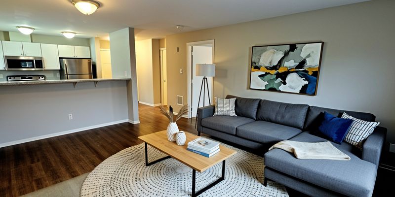 Seattle Apartment: 3418 NE 65th St