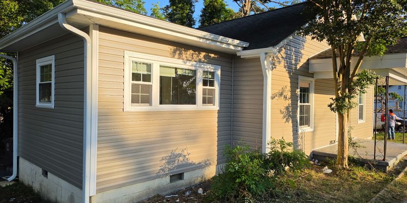 Greensboro House: 1871 Merritt Dr