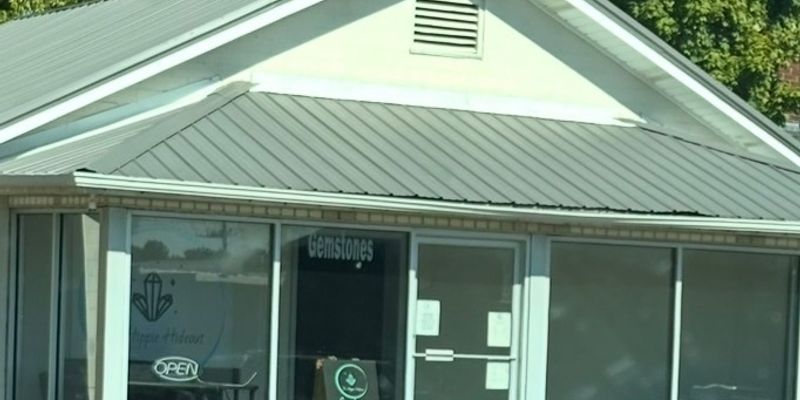 Central City House: 212 N 2nd St